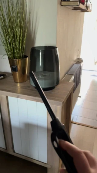 Instagram post from pearlcandles.nl. This post is in position 4.